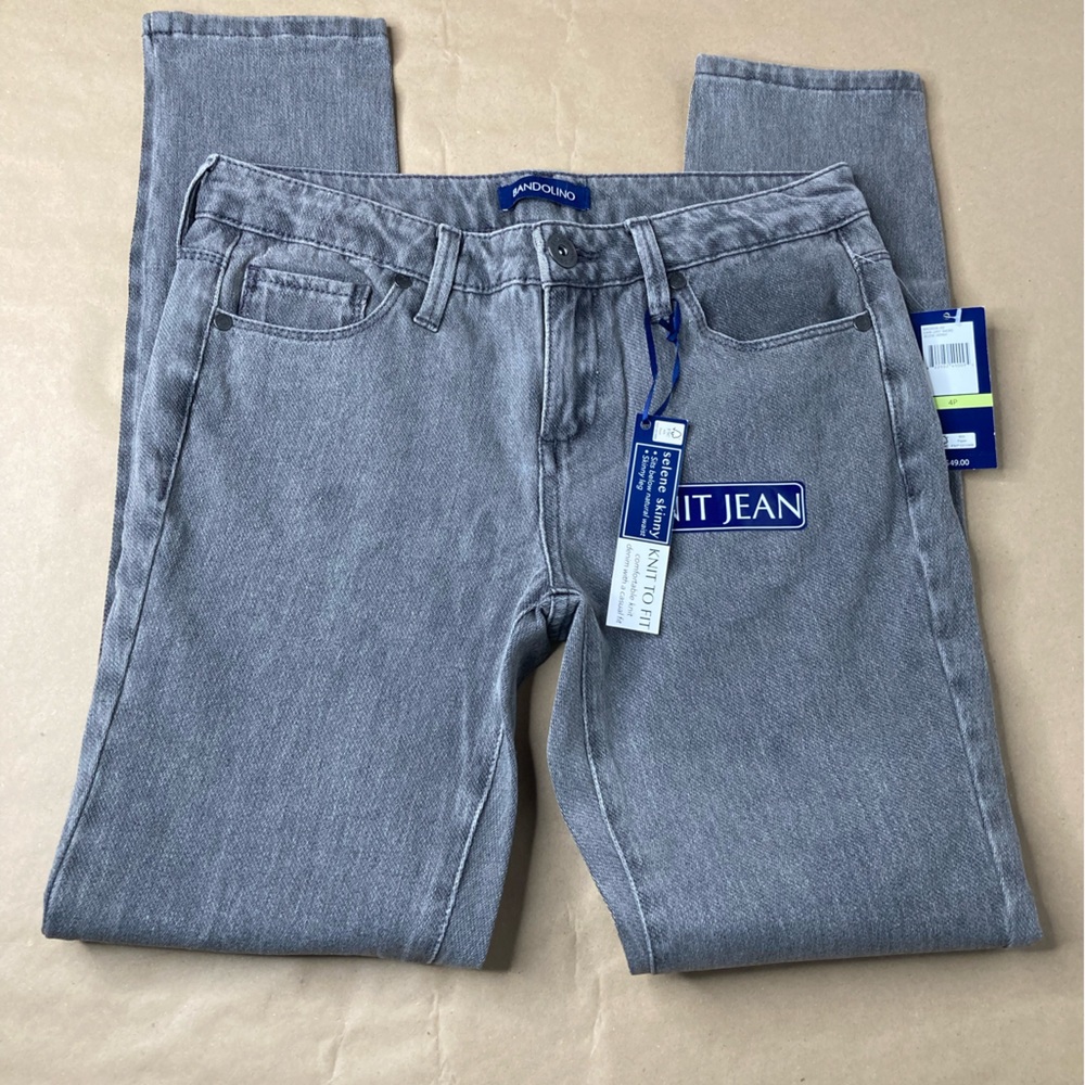 Bandolino grey knit to fit slim skinny jeans size 4P.